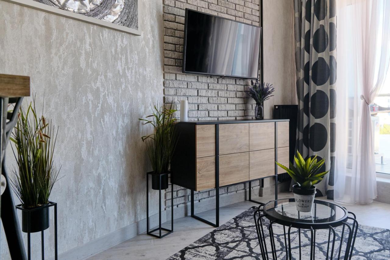 Luxury Apartments Sea View Julymia Odessa Dış mekan fotoğraf
