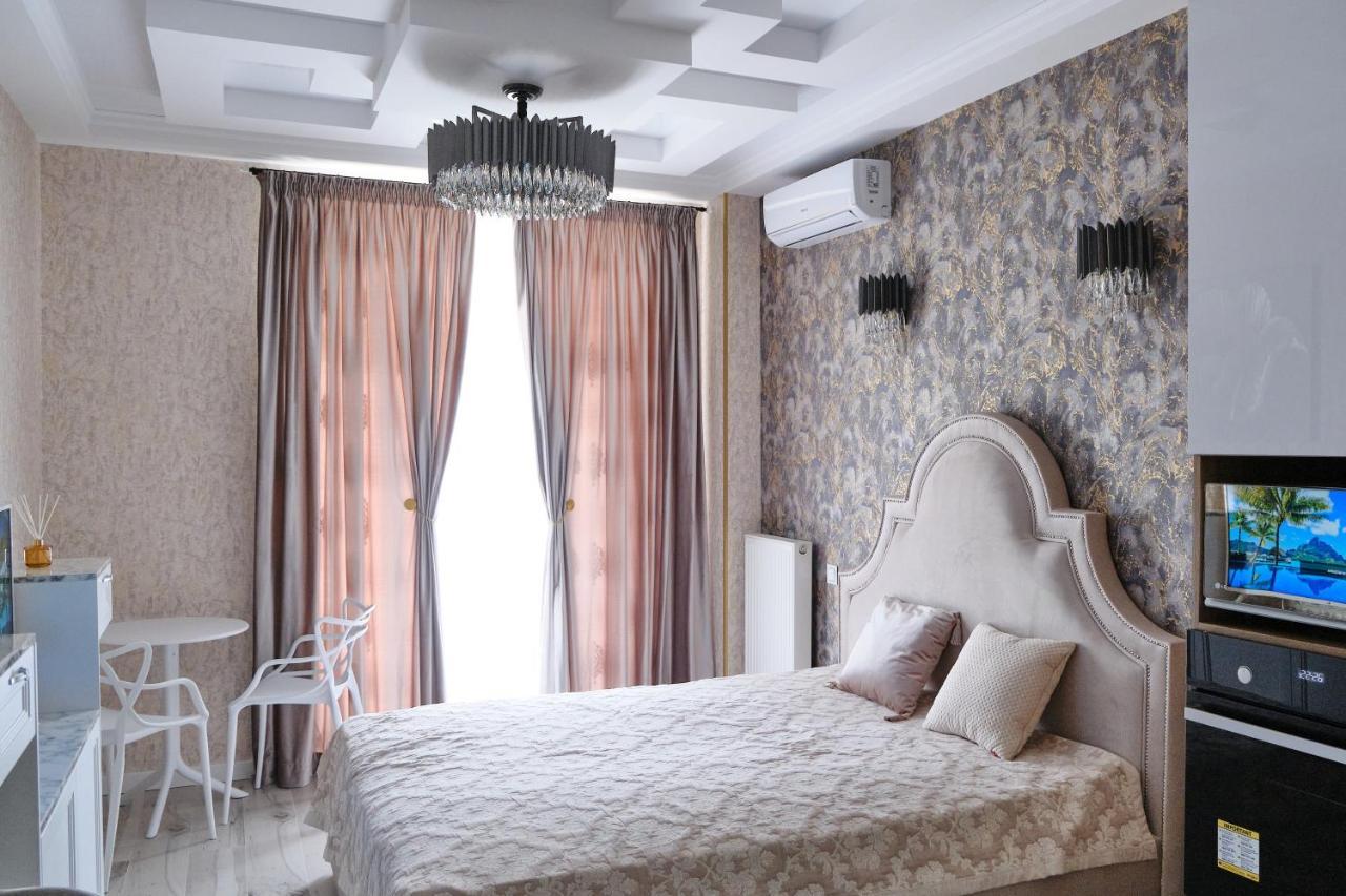 Luxury Apartments Sea View Julymia Odessa Dış mekan fotoğraf