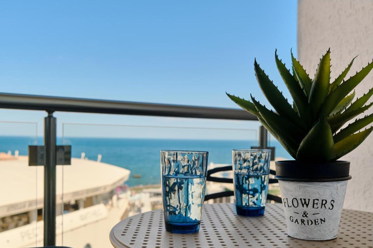 Luxury Apartments Sea View Julymia Odessa Dış mekan fotoğraf