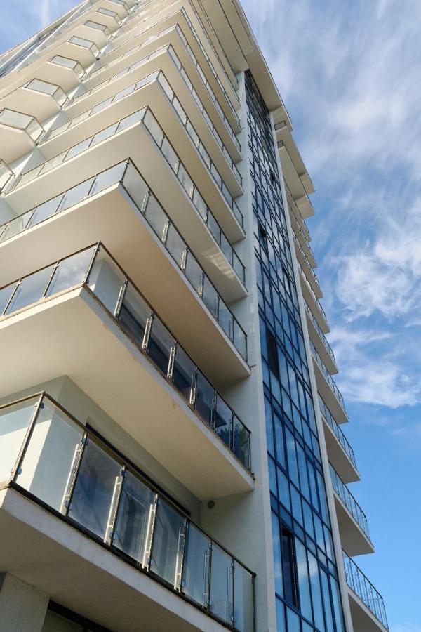 Luxury Apartments Sea View Julymia Odessa Dış mekan fotoğraf